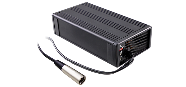 可攜式—金屬殼帶線充電器